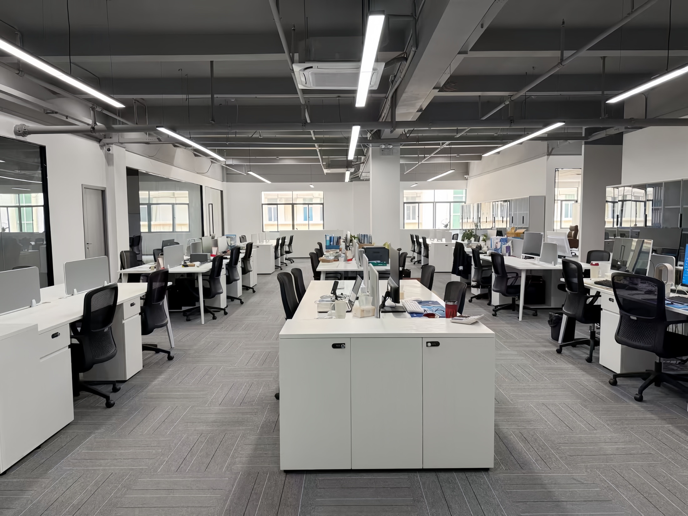 Group office and project collaboration space